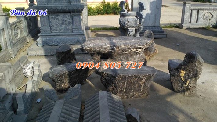 Mẫu bàn ghế đá sân vườn bằng đá nguyên khối đẹp