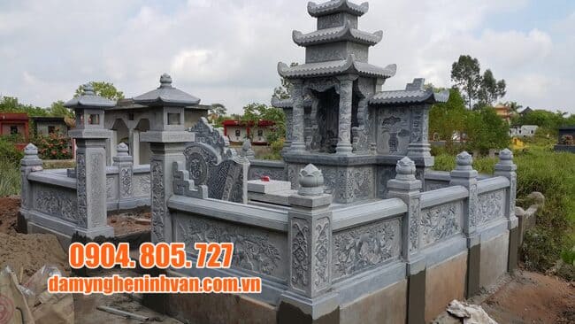 khu lăng mộ đá tại Bình Định