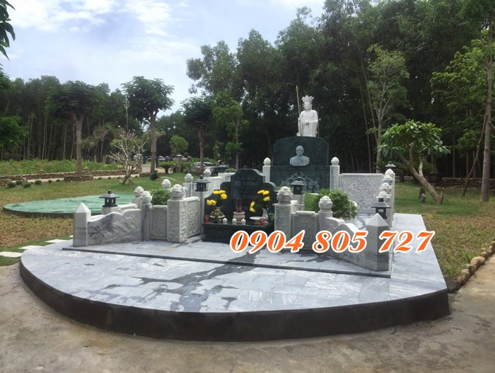 Lăng mộ đá trắng tại Đồng Nai